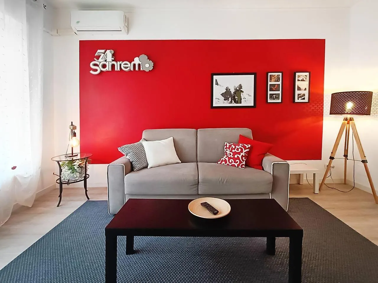 Genova Center Apartment - San Martino contacts